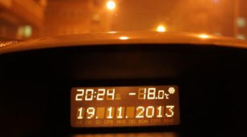 Termometreler -18 G&ouml;rd&uuml;, Ara&ccedil;ların Mazot Depolarına Ateşle M&uuml;dahale Edildi