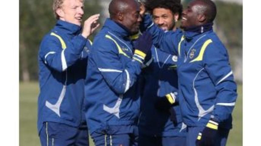 Fenerbah&ccedil;e, Kardemir Karab&uuml;kspor Ma&ccedil;ı Hazırlıklarını Tamamladı