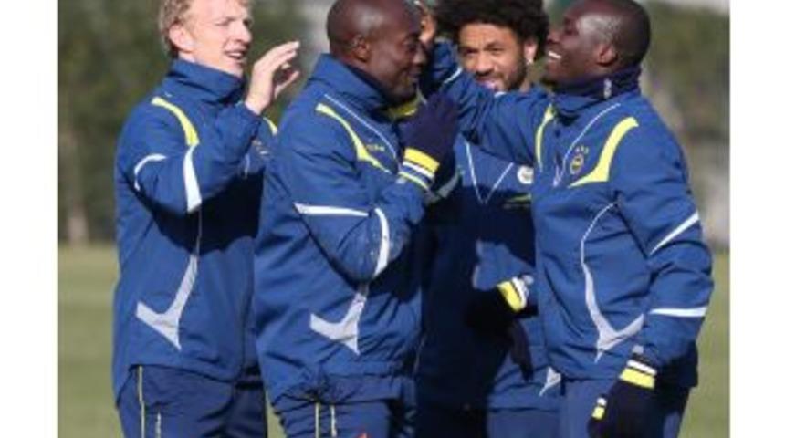 Lider Fenerbah&ccedil;e, Kardemir Karab&uuml;kspor Ma&ccedil;ı Hazırlıklarını Tamamladı