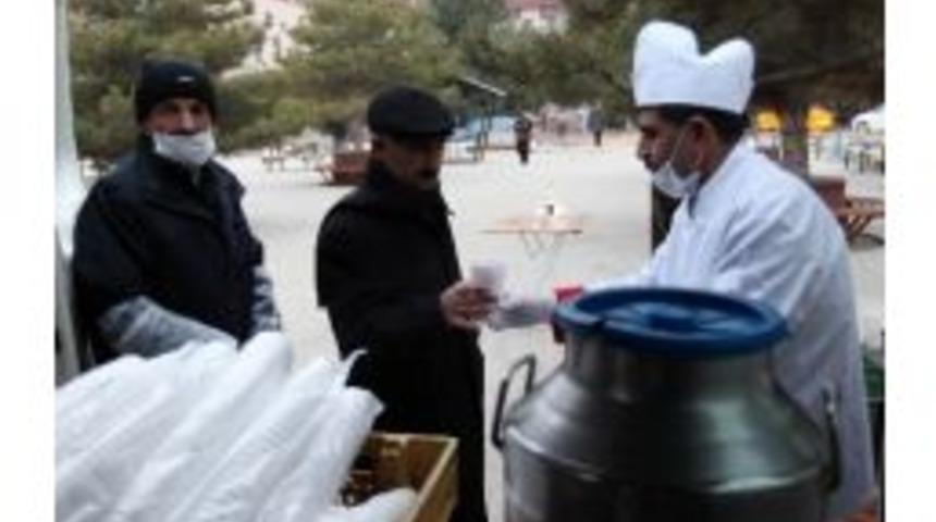 Hasta Yakınlarına Sıcak Destek