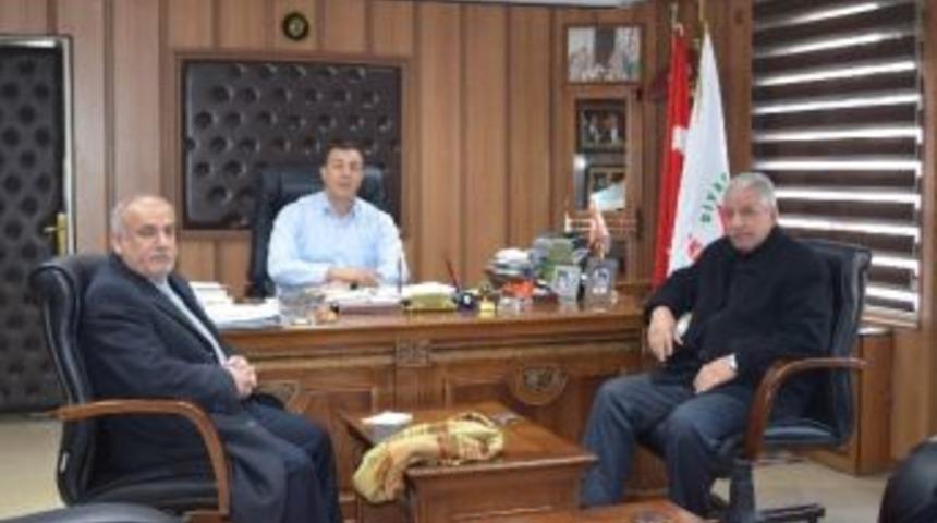 K&uuml;rt Parlamenterler Birliğinden Sur Belediyesine Ziyaret