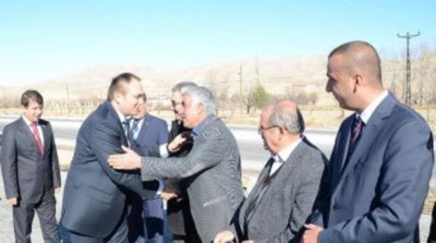 Kazancıoğlu&rsquo;na Darende&rsquo;de Karşılama T&ouml;reni Yapıldı