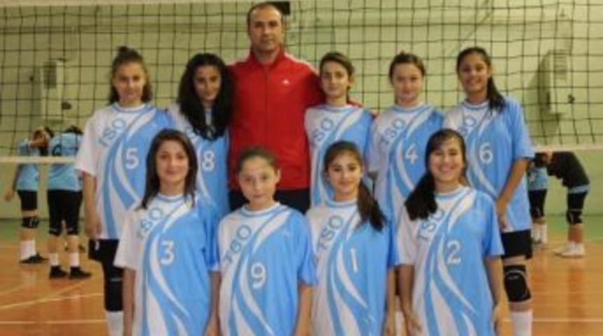 Bafra Ticaret Sanayi Ortaokulu Yıldız Kızlar Takımı Bafra Şampiyonu Oldu