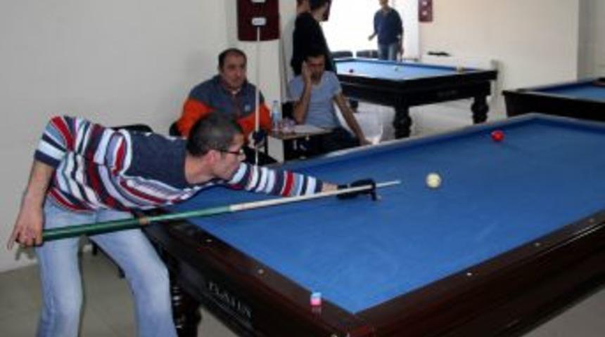 Hakkari'de Bilardo Il Birinciliği Yarışması D&uuml;zenlendi