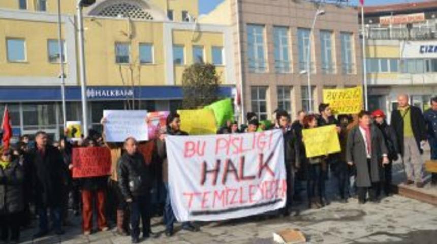 R&uuml;şvet Ve Yolsuzluklar Ayakkabı Kutulu Eylemle Protesto Edildi