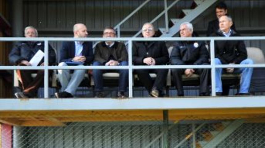 Başkan &Uuml;nal Aysal Cevad Prekazi Ile Bir Araya Geldi