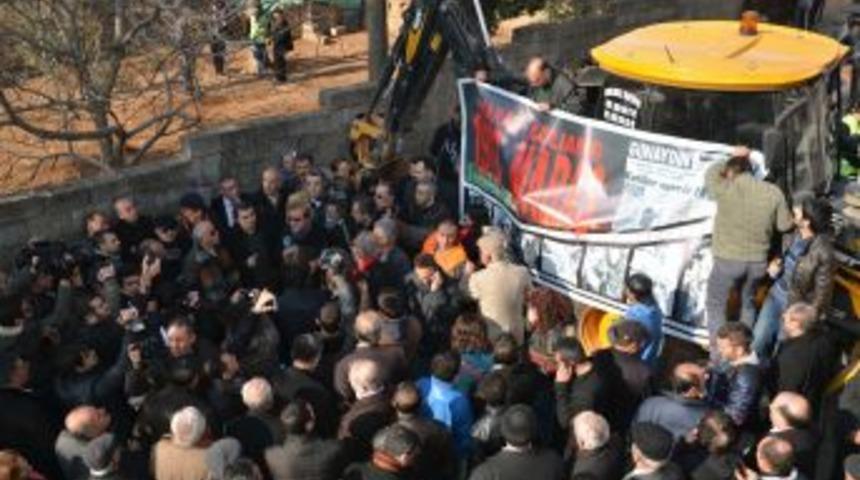 Alevi Dernek Başkanları, Maraş Olaylarının Aydınlatılmasını Istedi