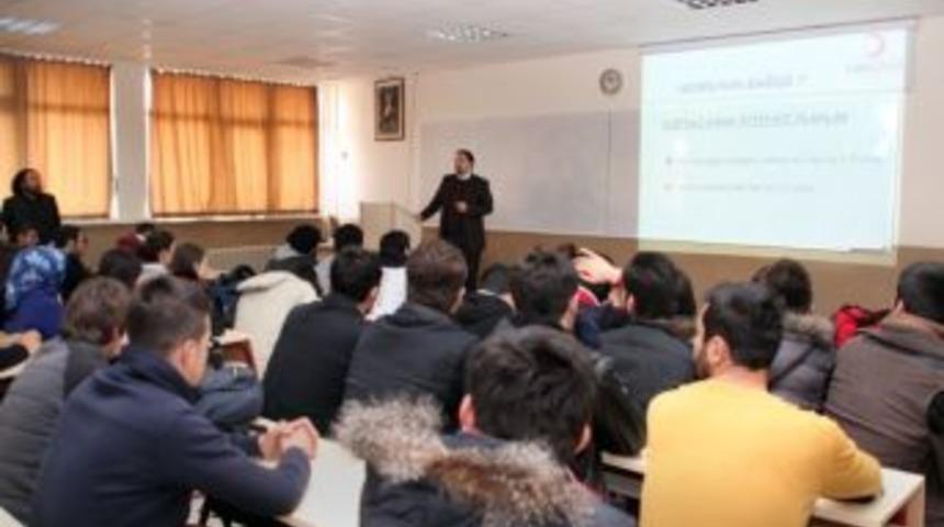 Km&uuml;&rsquo;de Kan Bağışı Eğitim Semineri Verildi