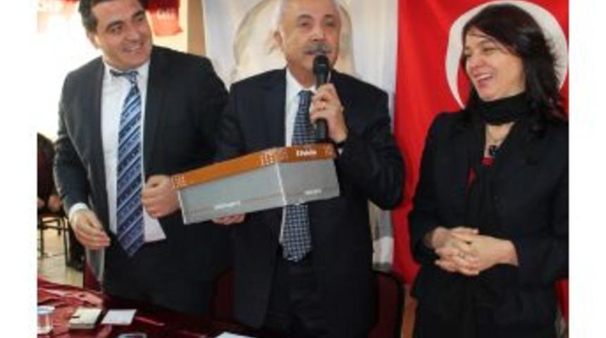 Milletvekili &Ouml;zdemir: Hırsızın Hi&ccedil; Mi Su&ccedil;u Yok Diyecek Bir Adam &Ccedil;ıkmadı