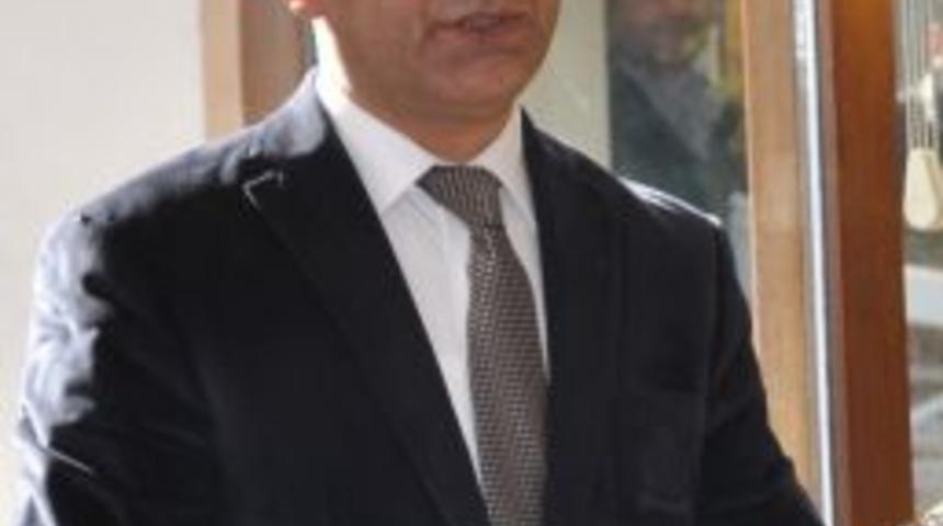 Akamder&rsquo;de Karslıoğlu G&uuml;ven Tazeledi