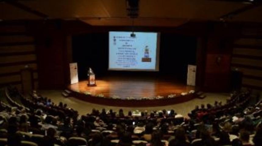 İstanbul K&uuml;lt&uuml;r &Uuml;niversitesi&rsquo;nde, K&ouml;k H&uuml;cre, Doku M&uuml;hendisliği Ve Nanoteknoloji Konferansı D&uuml;zenlendi