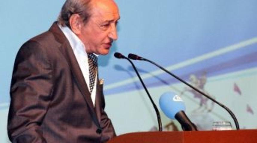 &Uuml;nl&uuml; Şairler Samsunluları Mest Etti