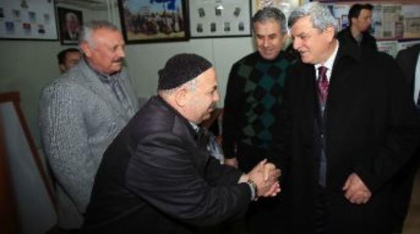 Başkan Karaosmanoğlu Emeklileri Ziyaret Etti