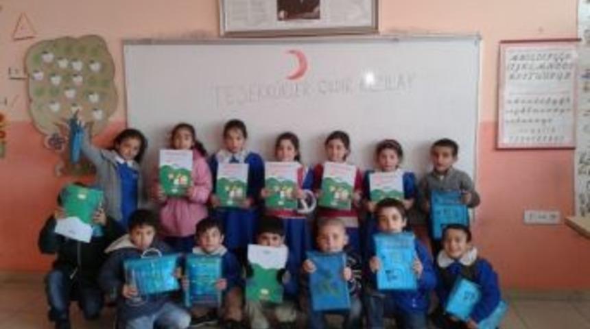 &Ccedil;ıldır Kızılay&rsquo;dan Eğitime Destek