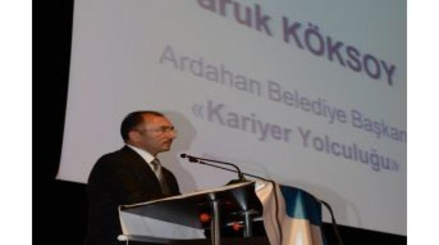 Başkan K&ouml;ksoy, Artvin &lsquo;2. Kariyer G&uuml;n&uuml;&rsquo; Etkinliğinde Kariyer Aşamalarını Anlattı
