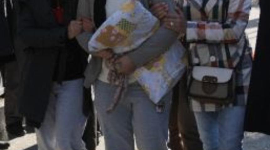 Kaza Kurbanı Melike'ye 'yastıklı' Uğurlama