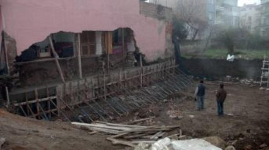 (&ouml;zel Haber) Temel Kazılırken Evleri Başlarına Yıkıldı