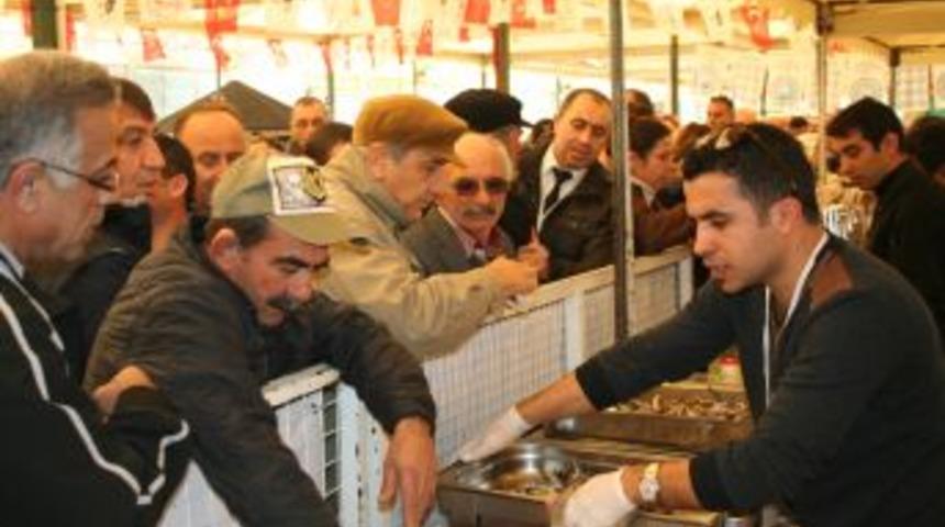 İzmir'de Hamsi Ş&ouml;leni