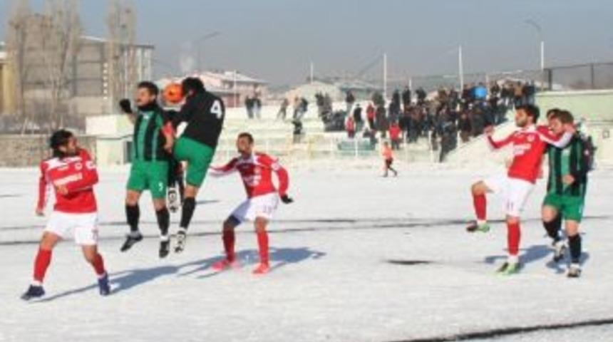 Karsspor Kendi Evinde 2-1 Mağlup Oldu
