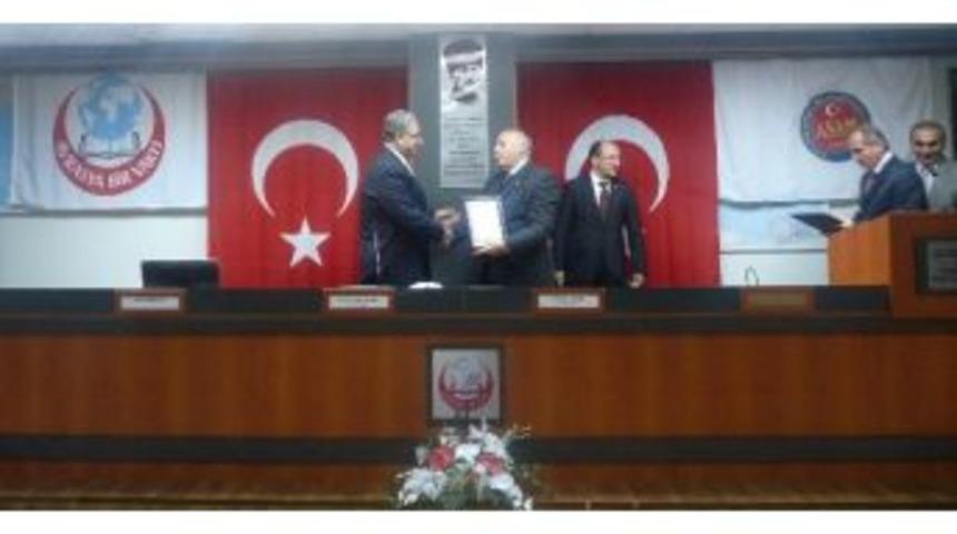 Aydın: &ldquo;end&uuml;l&uuml;s&rsquo;ten Bize Kalan 30 Kitapla Atomu Par&ccedil;aladık&rdquo;