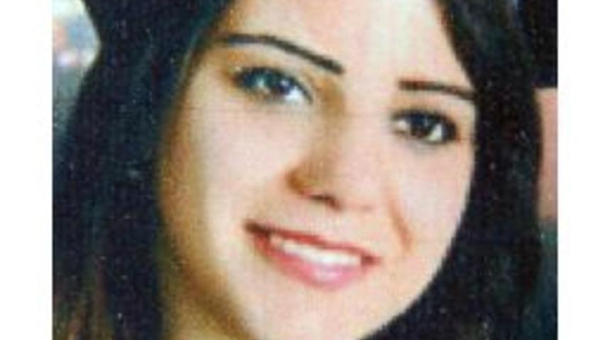 Kayseride &Ouml;len &Uuml;niversite &Ouml;ğrencisi Hatay'da Toprağa Verildi