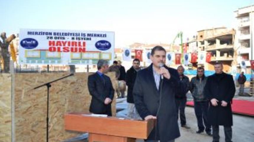 Merzifon'da 8 Iş Yeri Ve 28 Ofis I&ccedil;in Temel Atıldı