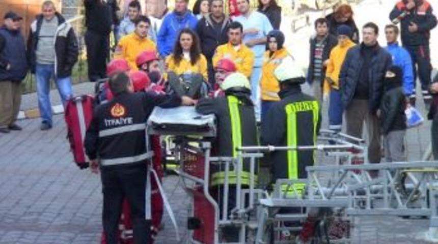 Hastanede Ger&ccedil;eği Aratmayan Tatbikat