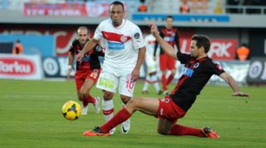 Medical Park Antalyaspor: 0 - Gen&ccedil;lerbirliği: 2