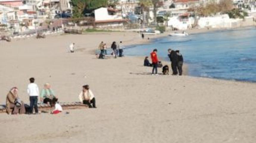 Didim Aralık Ayında Yazdan Kalma Bir G&uuml;n Yaşadı