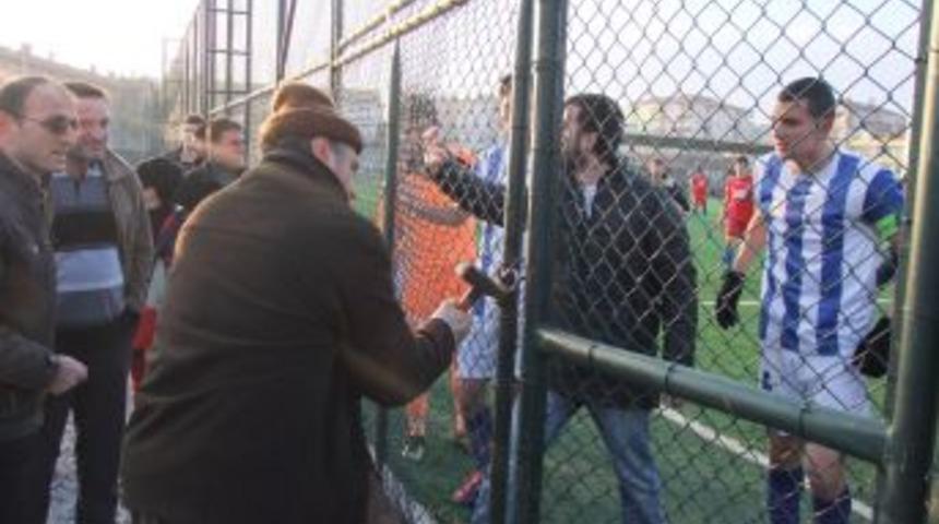 Amat&ouml;r Futbolcu Ma&ccedil;ta &Ouml;l&uuml;mden D&ouml;nd&uuml;