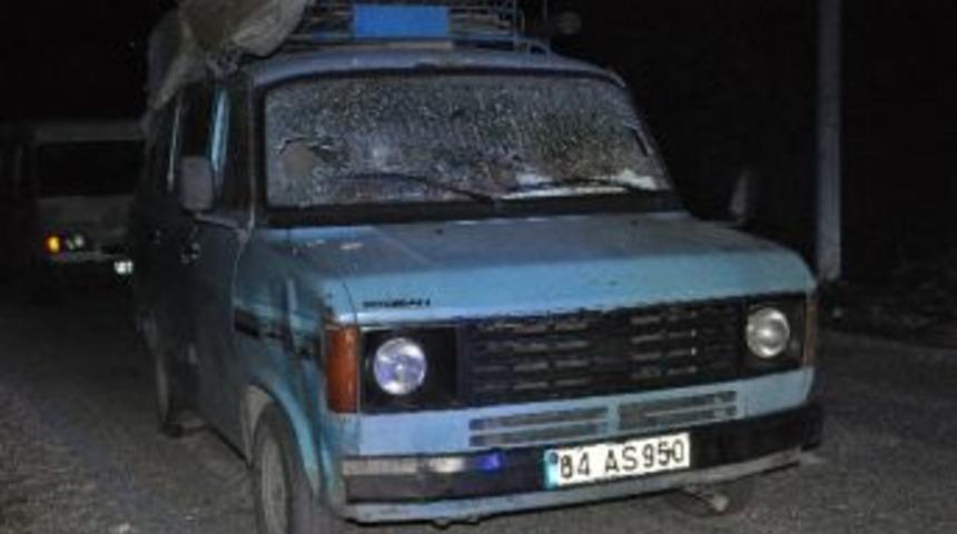 Uşak&rsquo;ta Minib&uuml;se Silahlı Saldırı: 1 &Ouml;l&uuml;, 1 Yaralı