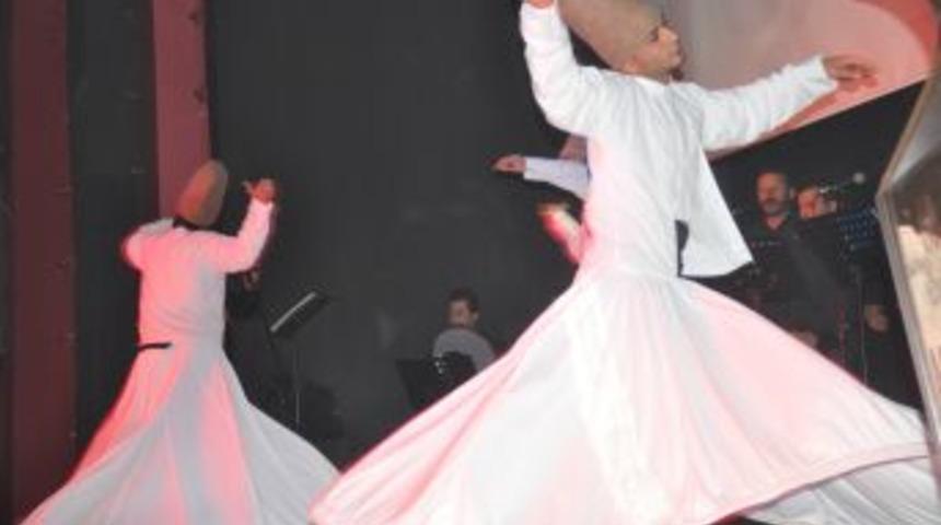 Bakan Ergin: Birileri Nifak Tohumu Sokmaya &Ccedil;alışıyor