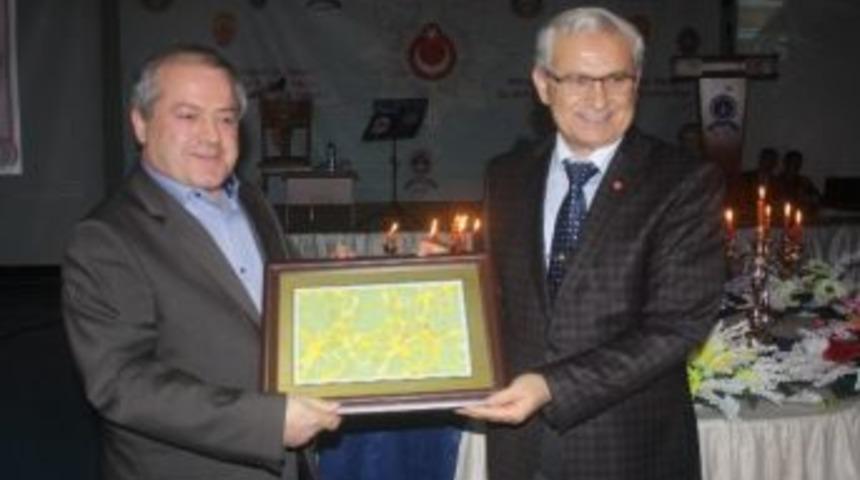 Erzurum'da, Şiir Severler Şiirin Yağmurunda Islandılar