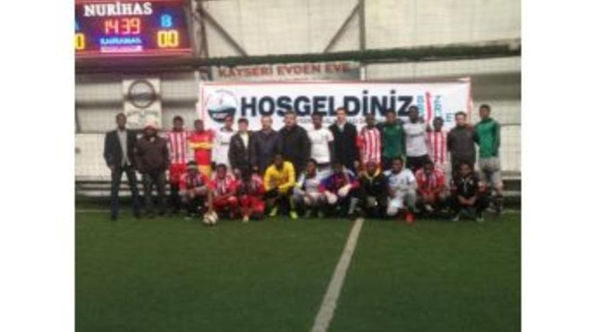 Kuder&rsquo;den &Ouml;ğrenciler Arası Futbol Turnuvası