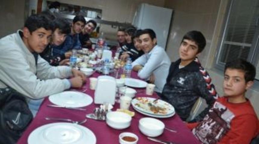 T&uuml;rkiye Gen&ccedil;ler Okullararası Hentbol Grup Birinciliği