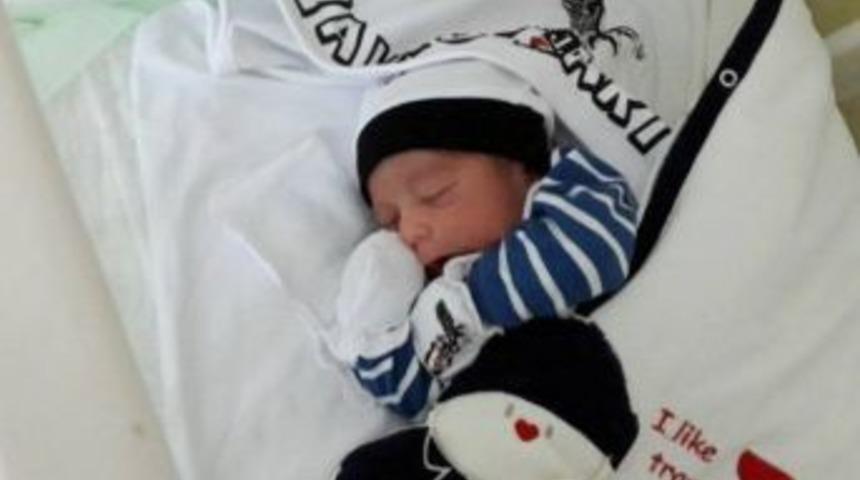 Gezi Şehidi Komiserin Bebeği "aras"