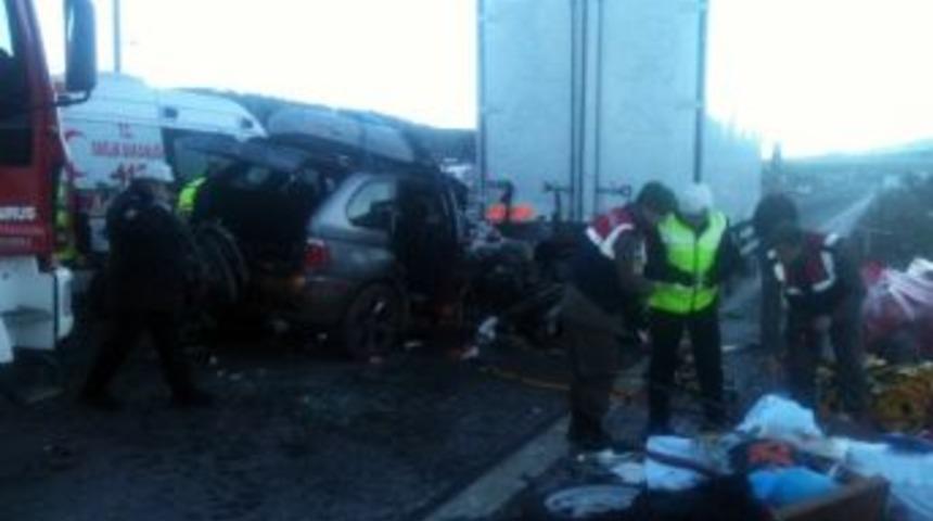 Tem&rsquo;de Kaza: 3 &Ouml;l&uuml;, 3 Yaralı