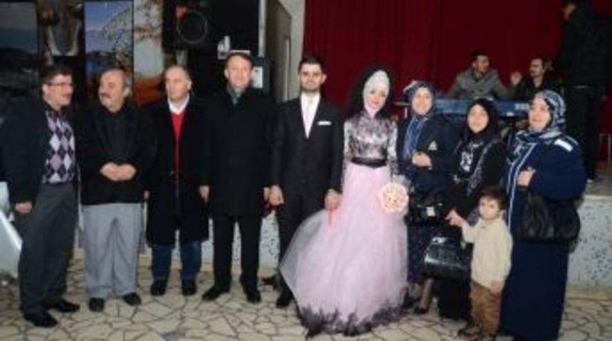 Başkan Karabalık Düğün Cemiyetlerine Katıldı