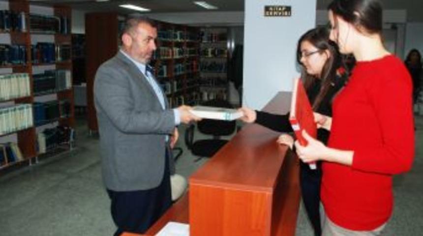 Bir Yılda 3 K&uuml;t&uuml;phaneden 270 Bin Kişi Yararlandı