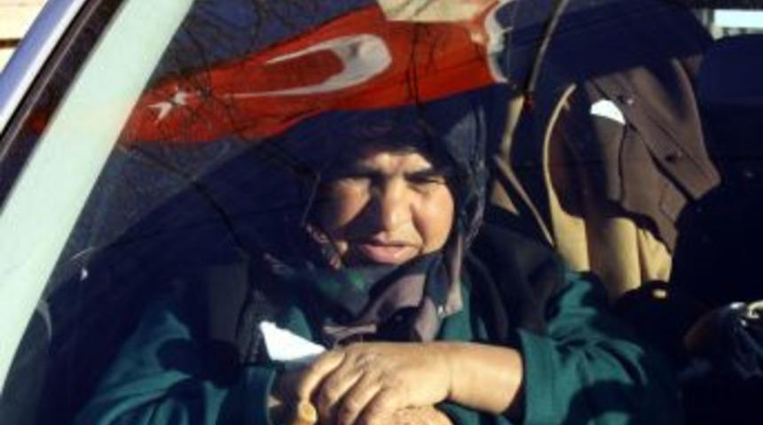 Fatma &Ouml;calan İmralı&rsquo;ya Gecikmeli Gitti