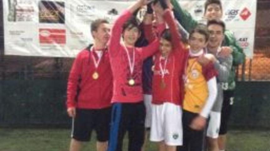 Liseler Arası Futbol Turnuvası D&uuml;znlendi
