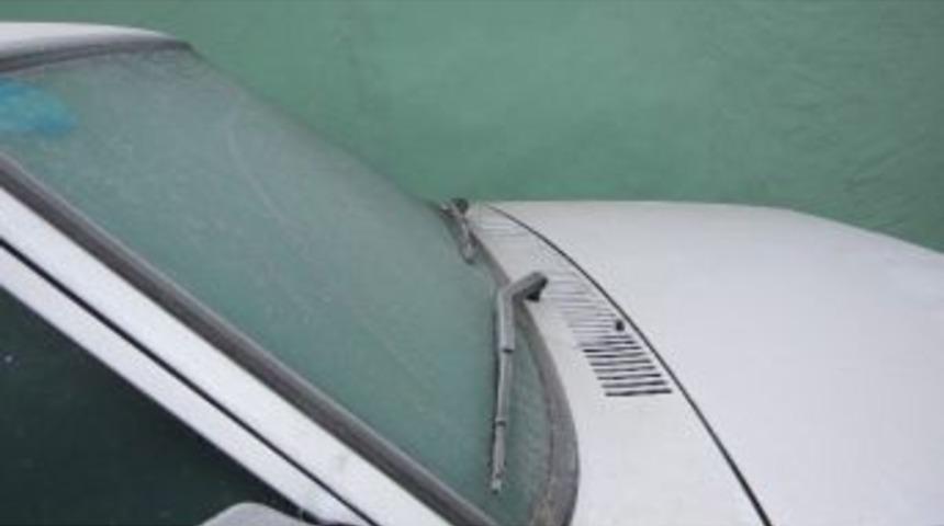 Kar Gibi Kırağı Yağdı