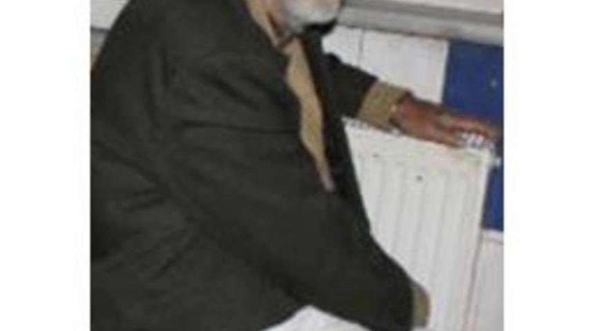 Donarak &Ouml;len Kimsesiz Adamın Burnunu Fareler Kemirdi