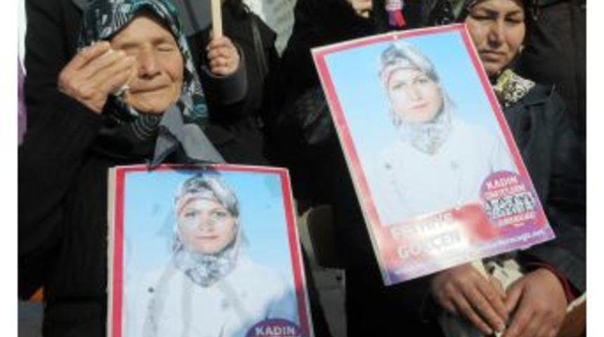 Eşini Bı&ccedil;aklayarak &Ouml;ld&uuml;ren Kocaya M&uuml;ebbet Hapis