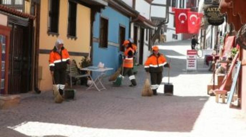 Kent Merkezi &lsquo;temizliğin Sultanları&rsquo;na Emanet