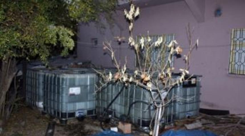 Payas'ta 8 Bin Litre Ka&ccedil;ak Mazot Ele Ge&ccedil;irildi