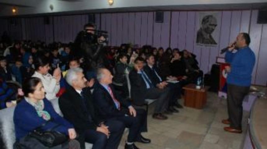 'yazar Oranı D&uuml;ş&uuml;k Olduğu İ&ccedil;in Okur Oranı D&uuml;ş&uuml;k'