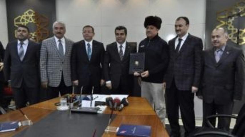 Hayırsever Akın Ailesinden Eğitime Tam Destek