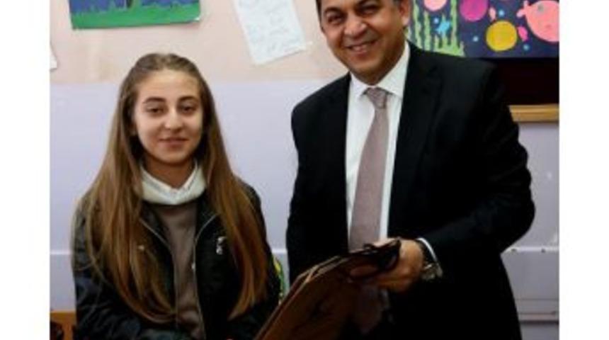 Şehitkamil Belediyesi 80 Bin &Ouml;ğrenciye Ağız Ve Diş Sağlığı Seti Hediye Etti