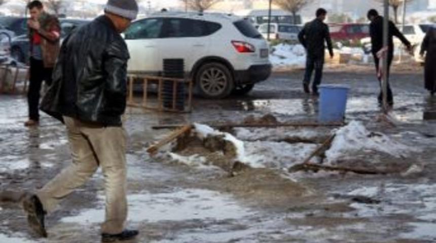 Hastanenin Isıtma Sistemi Bozuldu, Hastalar Ufolarla Isınmaya Başladı